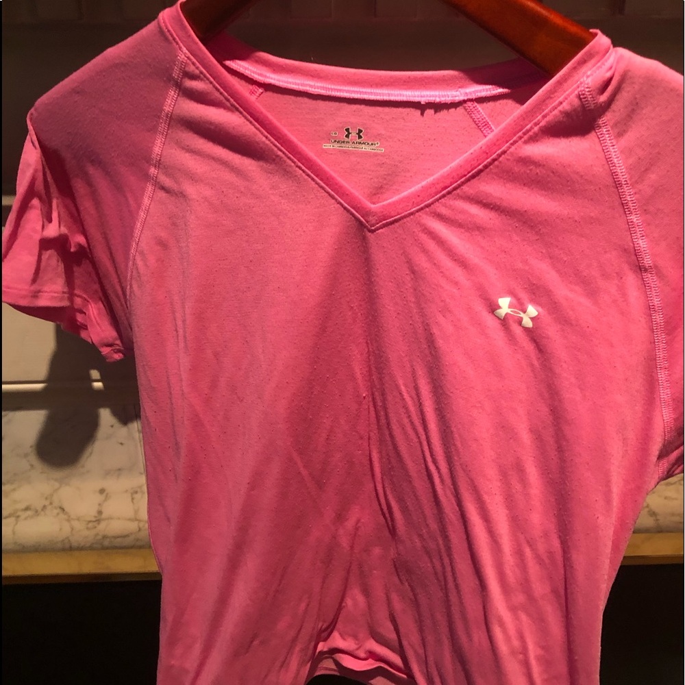 Under Armour women’s t shirt L